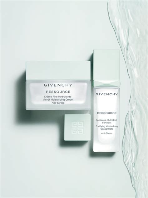 givenchy echantillon gratuit|GIVENCHY BEAUTY ∷ Parfum, maquillage et soin.